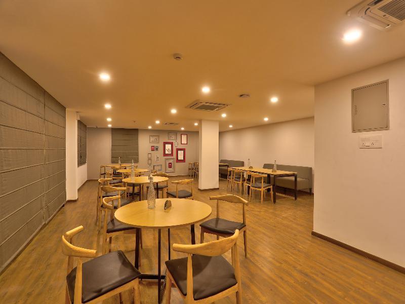 Oyo Townhouse 87 Spartan Nagar Chennai Exterior foto